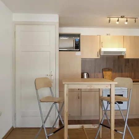 Apprepo Nocleg ze śniadaniem Baarlo (Limburg)